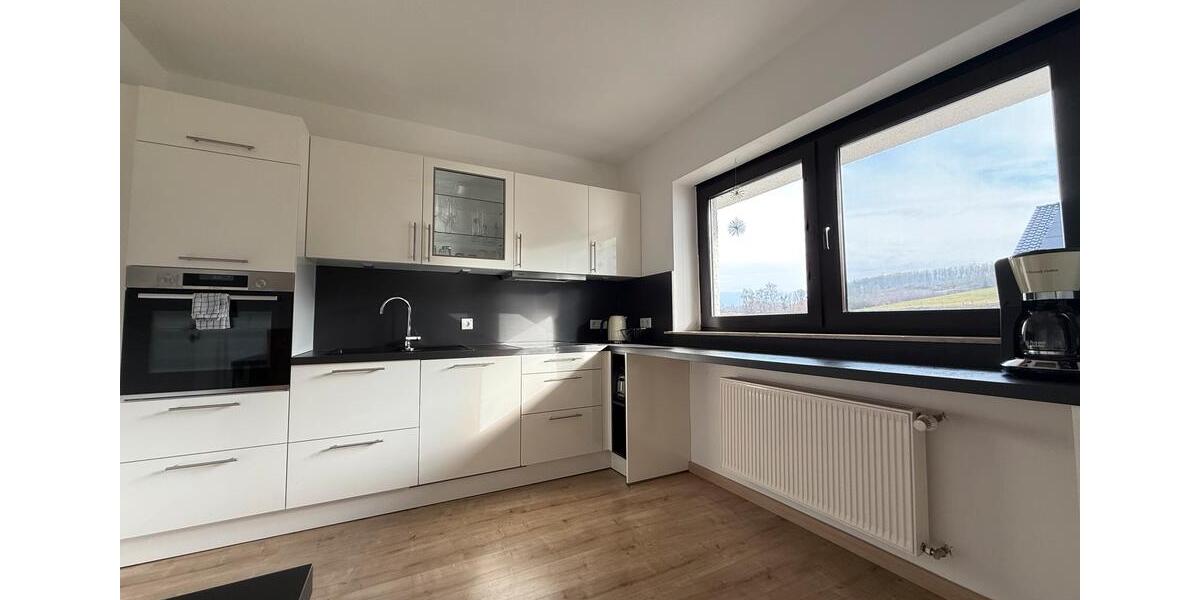 2-Zimmer-Wohnung mit Terrasse: Möbel aufstellen & einziehen! 2 zimmer