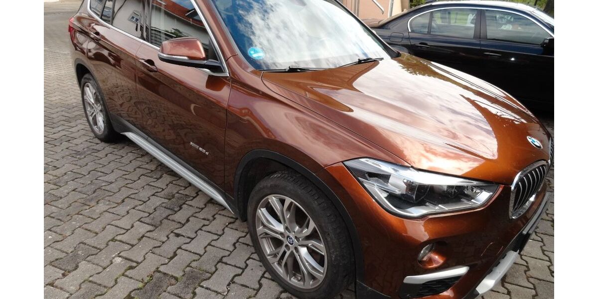 BMW X1 124.500 km 15.300 &euro; Waging am See 83329