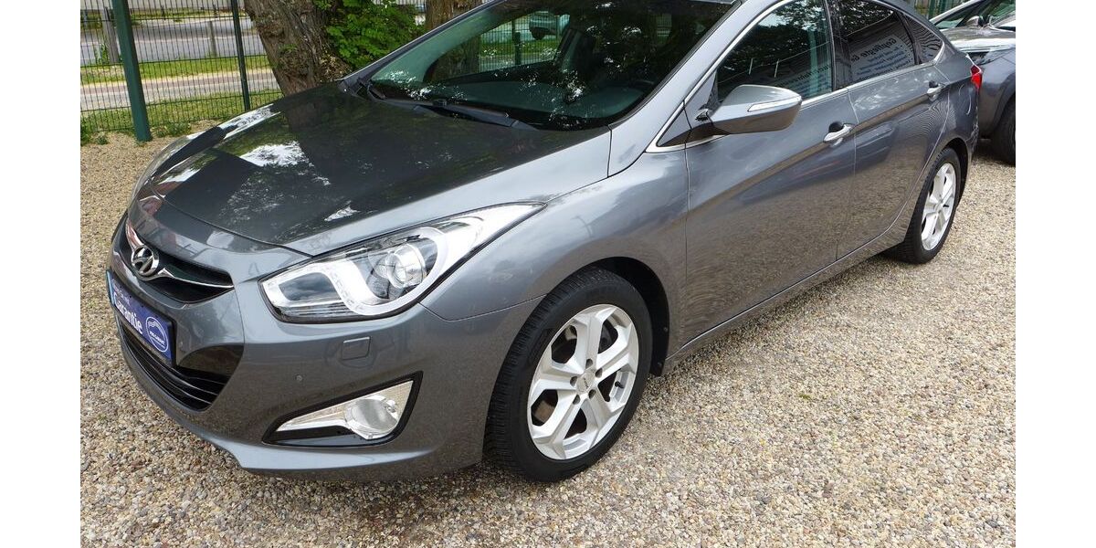 Hyundai i40 69.251 km 10.980 &euro; Berlin 13088
