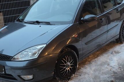 Ford Focus 214.778 km 999 &euro; Farnstädt 06279