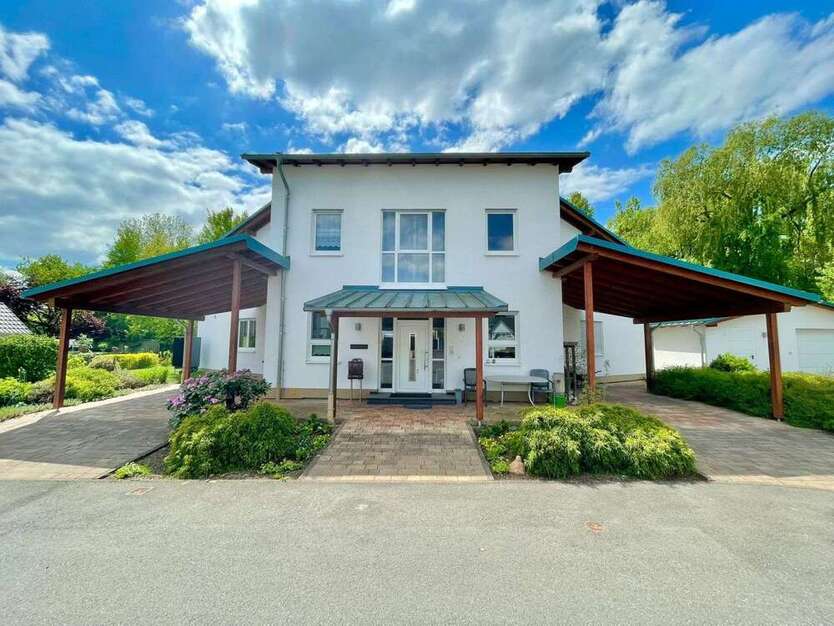 Haus zum Kaufen in Alsfeld 699.000 € 244.34 m²