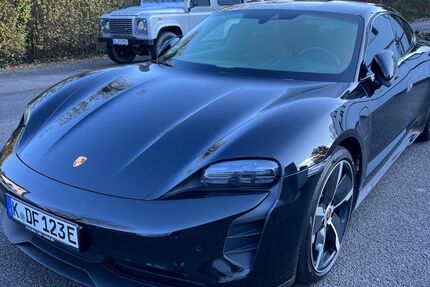 Porsche Taycan 113.900 km 52.900 &euro; Köln 50935