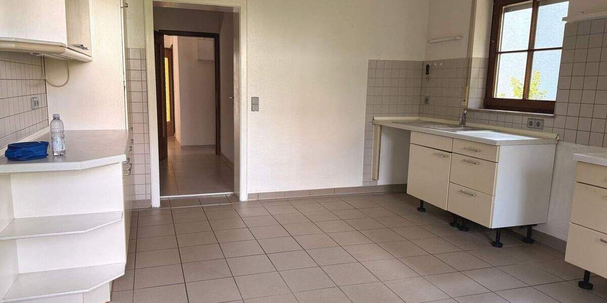 ++ freistehendes Haus mit Anbau und Garten im ruhigen Umfeld ++ 7 zimmer