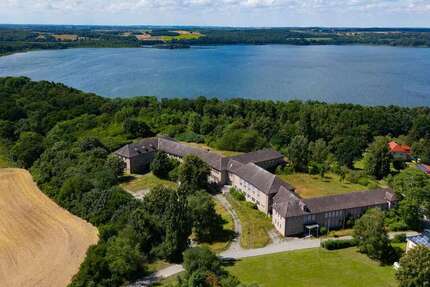 Büro in Groß Nemerow 990.000 € 4496 m² zimmer