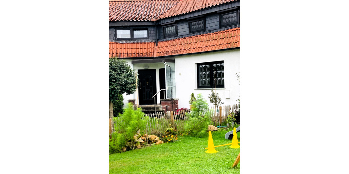 Haus zur Miete Reihenmittelhaus mit eigenem Garten 3.5 zimmer