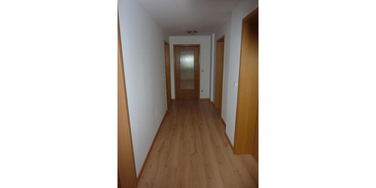 Dachgeschoßwohnung Gemünden am Main - 3 Zimmer, 70 m&sup2;, 445&euro; | Angebot:25351673