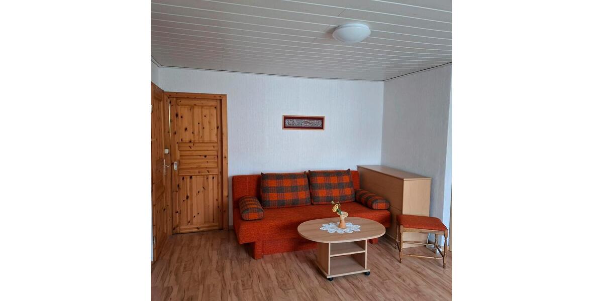Bungalow Schwerin Gartenstadt - 2 Zimmer, 60 m&sup2;, 90.000&euro; | Angebot:27025834