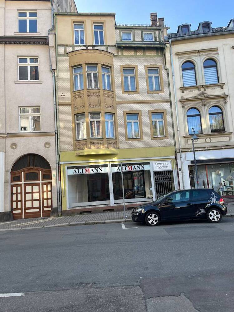 Mitten in der Stadt, Mehrfamilienhaus in Werdau.