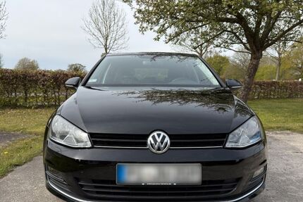 VW Golf 133.061 km 10.990 &euro; Seeth-Ekholt 25337