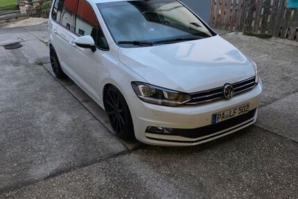 VW Touran 193.000 km 7.200 &euro; Bad Griesbach 94086