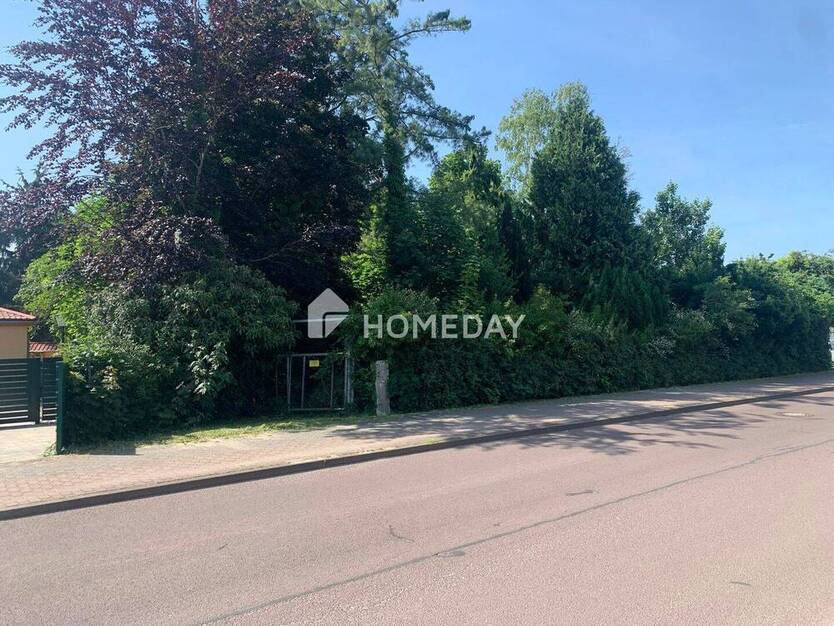 Großzügiges Baugrundstück mit 1.230?m² - Freiraum für Ihre Ideen und Investitionen