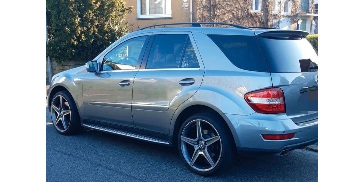 Mercedes-Benz ML 500 186.304 km 15.500 &euro; Loffenau 76597