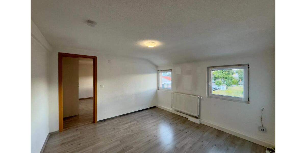 Etagenwohnung Gingen an der Fils - 2 Zimmer, 38 m&sup2;, 119.000&euro; | Angebot:26439574