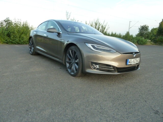 Tesla Model S 98.000 km 35.490 &euro; Bergtheim 97241