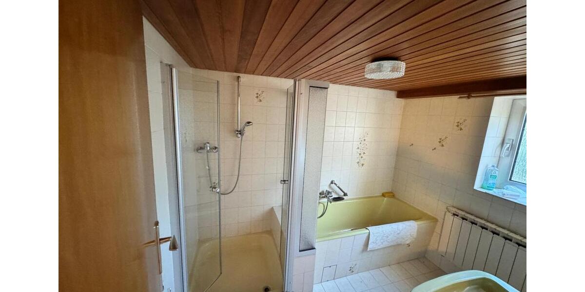 Doppelhaushälfte Witzenhausen Hundelshausen - 7 Zimmer, 160 m&sup2;, 180.000&euro; | Angebot:25175148