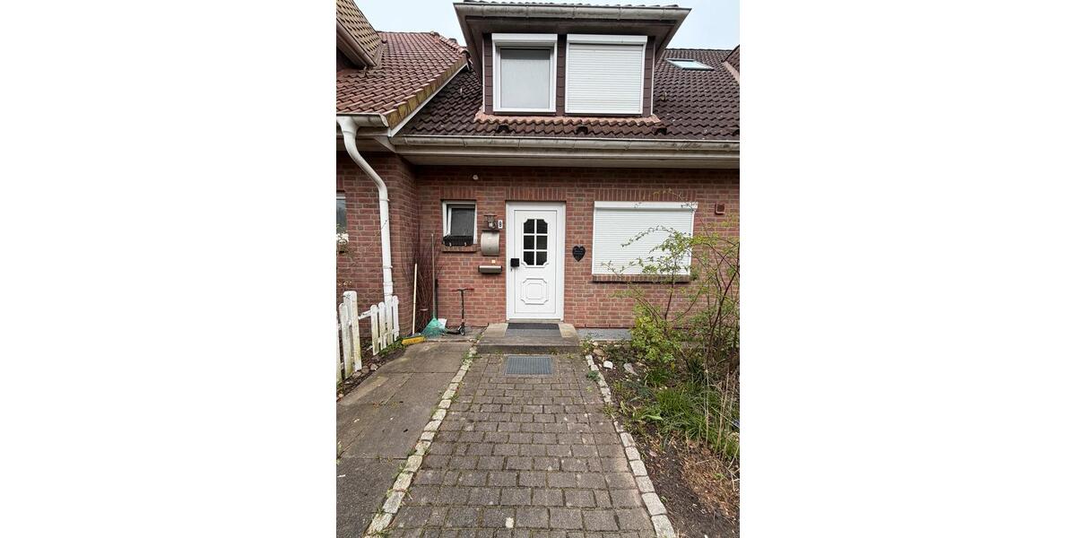 Reihenhaus Klein Offenseth-Sparrieshoop Sparrieshoop - 4 Zimmer, 120 m&sup2;, 1.450&euro; | Angebot:26162578