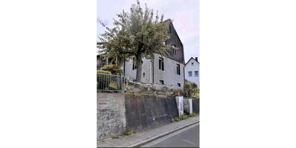 Mehrfamilienhaus, Wohnhaus Plettenberg - 10 Zimmer, 180 m&sup2;, 165.000&euro; | Angebot:24574723