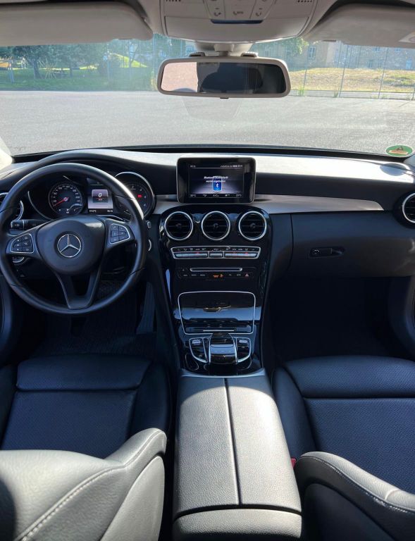 Mercedes-Benz 220 167.000 km 20.499 € kreuzwertheim 97892