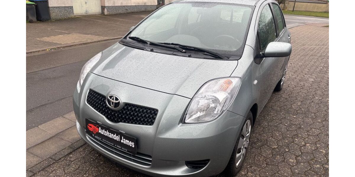 Toyota Yaris 54.000 km 5.990 &euro; Nohfelden O.t. Wolfersweiler 66625