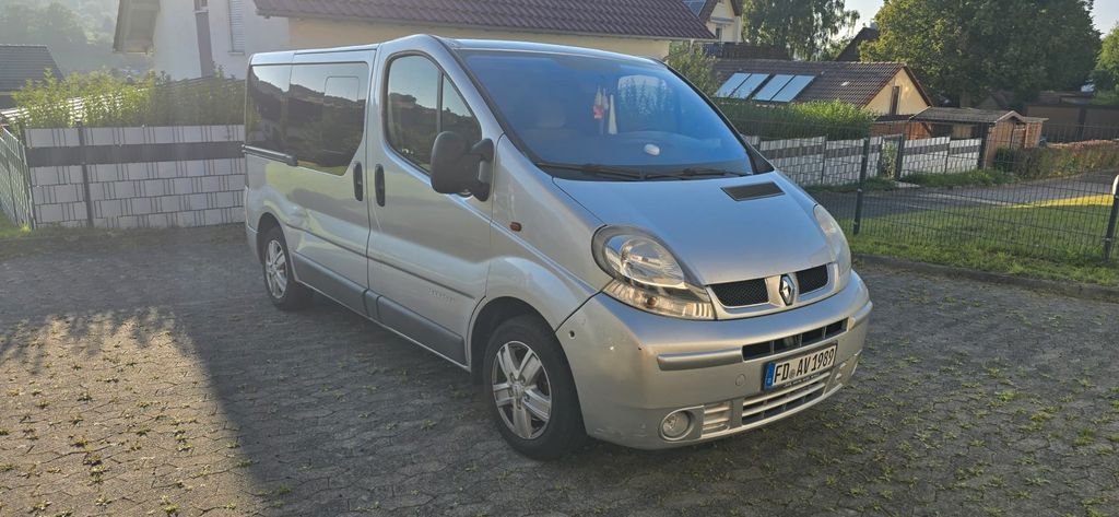 Renault Trafic 305.000 km 4.600 &euro; Hilders 36115