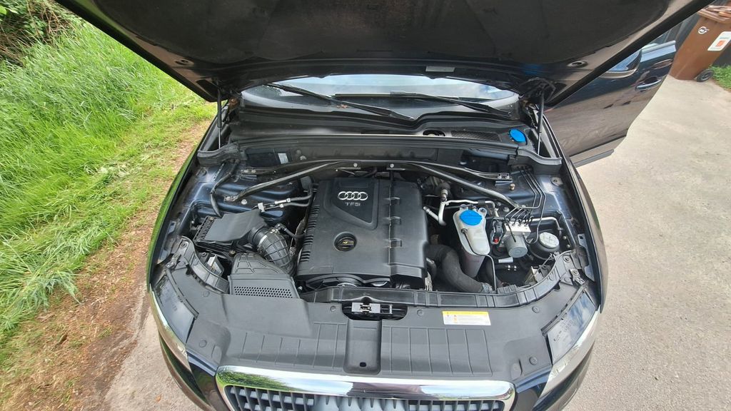 Audi Q5 160.000 km 9.500 &euro; Neumünster 24534