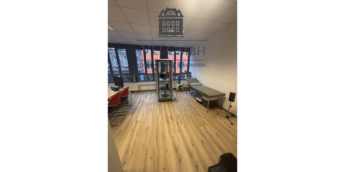 Repräsentative Praxis- oder Bürofläche in zentraler Innenstadtlage von Saarbrücken 9 zimmer