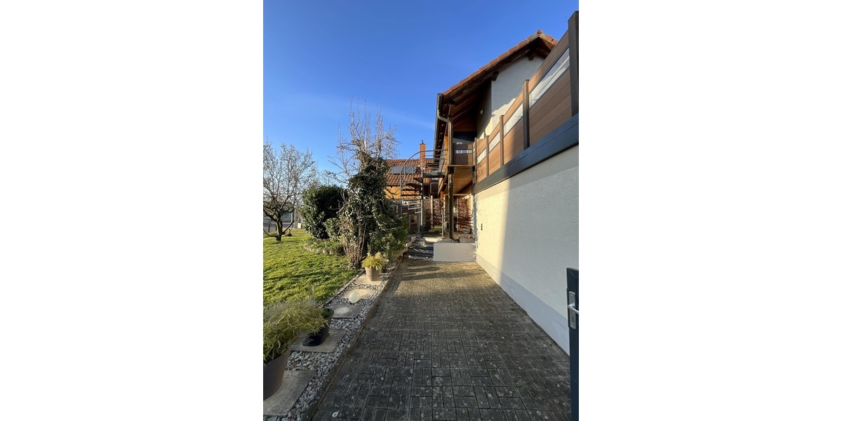 Mehrfamilienhaus, Wohnhaus Neuenburg Steinenstadt - 7 Zimmer, 220 m&sup2;, 730.000&euro; | Angebot:25191290