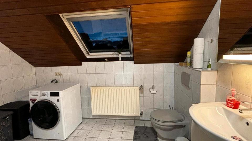 Dachgeschoßwohnung Homburg - 5 Zimmer, 112 m&sup2;, 800&euro; | Angebot:26426547