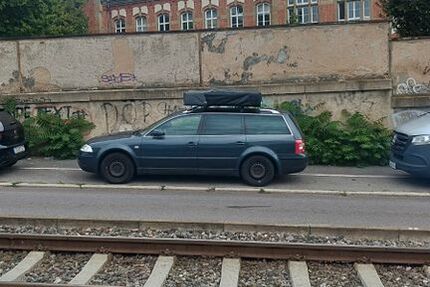VW Passat 147.950 km 2.300 € Stuttgart 70190
