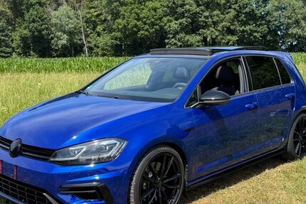 VW Golf 84.000 km 32.299 &euro; Bad Teinach-Zavelstein 75385