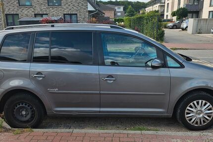VW Touran 295.000 km 3.550 &euro; Bad Bramstedt 24576