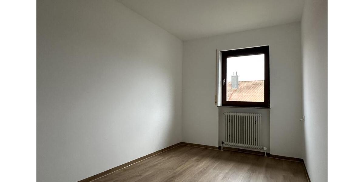 Reihenhaus Ottensoos - 6 Zimmer, 110 m&sup2;, 1.300&euro; | Angebot:26423334