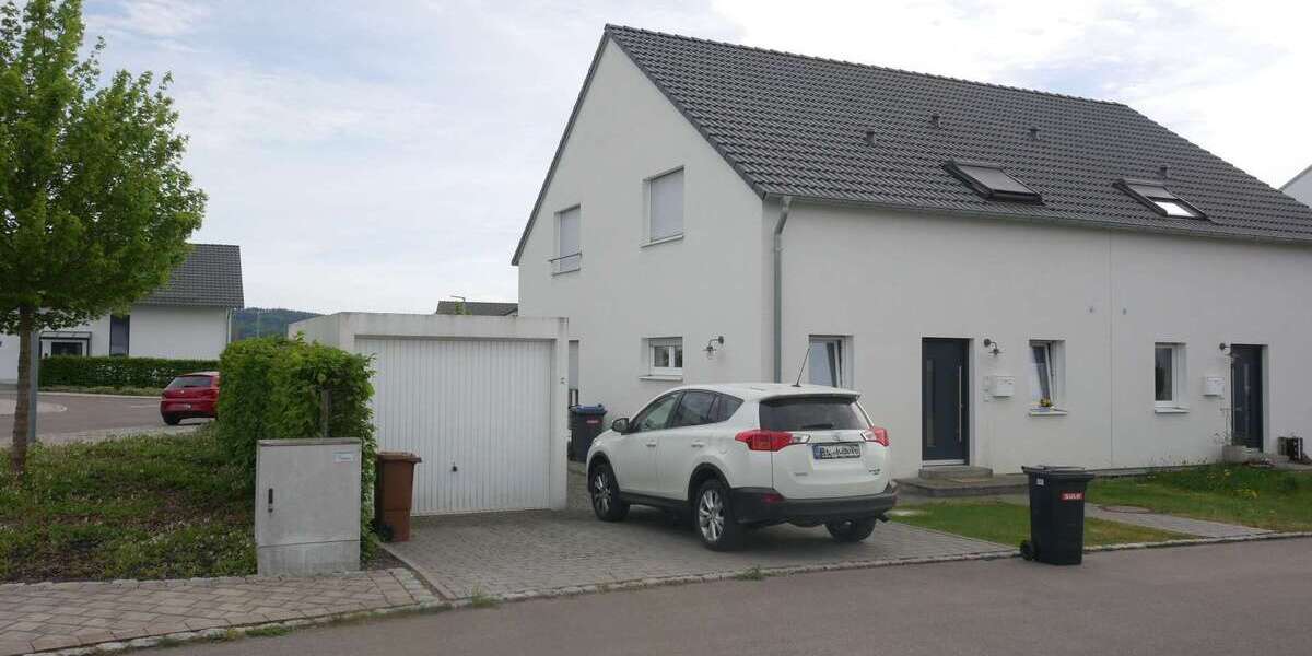 Einfamilienhaus Rosengarten - 4.5 Zimmer, 113 m&sup2;, 1.430&euro; | Angebot:26434882