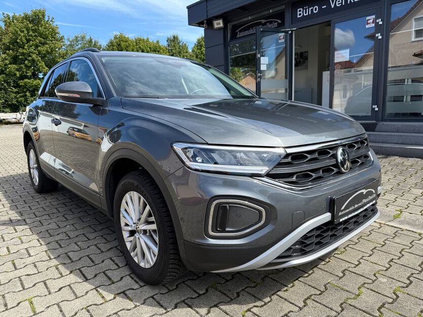 VW T-Roc 24.997 km 22.190 € Kammeltal/Egenhofen 89358
