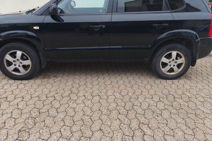 Hyundai TUCSON 182.460 km 3.100 € Andernach 56626
