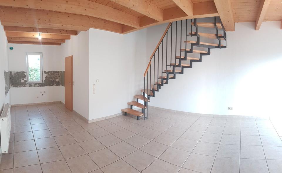 Reihenhaus Haßfurt - 3 Zimmer, 82 m&sup2;, 850&euro; | Angebot:26677318
