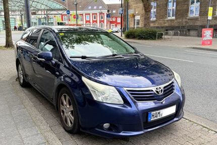 Toyota Avensis 310.000 km 4.200 &euro; Düren 52355