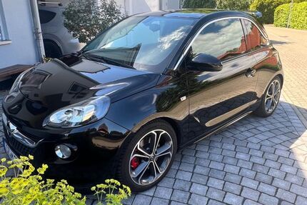 Opel Adam 81.200 km 8.750 &euro; Salzgitter 38226