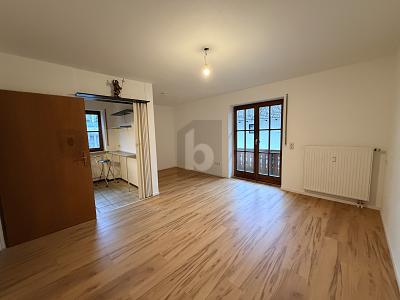 RUHIGE, DENNOCH ZENTRALE LAGE & BEZUGSFREI - Etagenwohnung Penzberg | Angebot:26120064