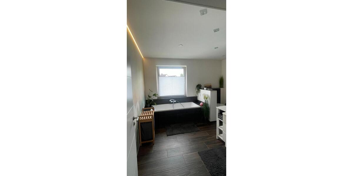 Einfamilienhaus Rötgesbüttel - 6 Zimmer, 148 m&sup2;, 400.000&euro; | Angebot:27034986