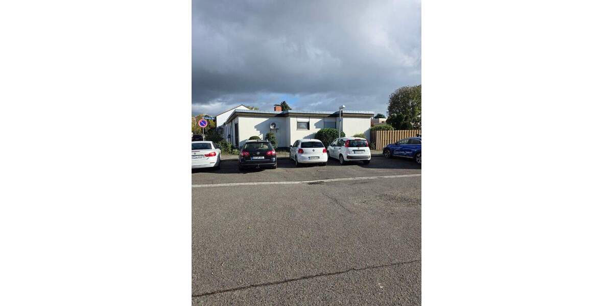 ***Eckgrundstück!, geräumiges Haus in guter Wohnlage sucht neuen Eigentümer!*** 5 zimmer