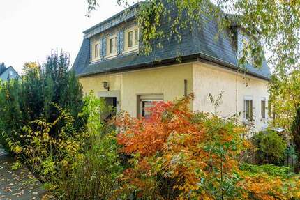 Haus Bergneustadt - 9 Zimmer, 234 m&sup2;, 385.000&euro; | Angebot:26913531