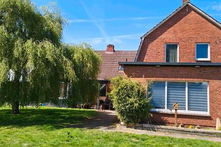 Haus Bösel - 8 Zimmer, 231 m&sup2;, 375.000&euro; | Angebot:26727602