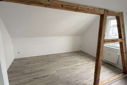 Wohnung Radevormwald - 3 Zimmer, 75 m&sup2;, 612&euro; | Angebot:27349693