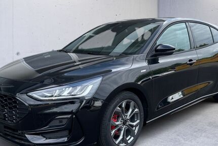 Ford Focus 1.500 km 37.190 &euro; Offenburg- Industriegebiet Elgersweier-Nord 77656