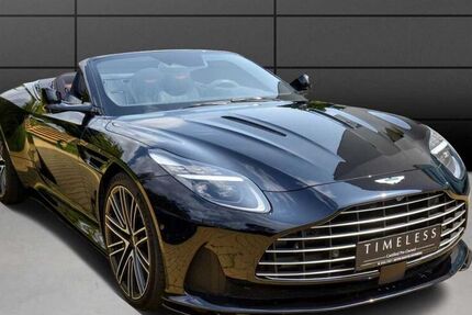 Aston Martin DB12