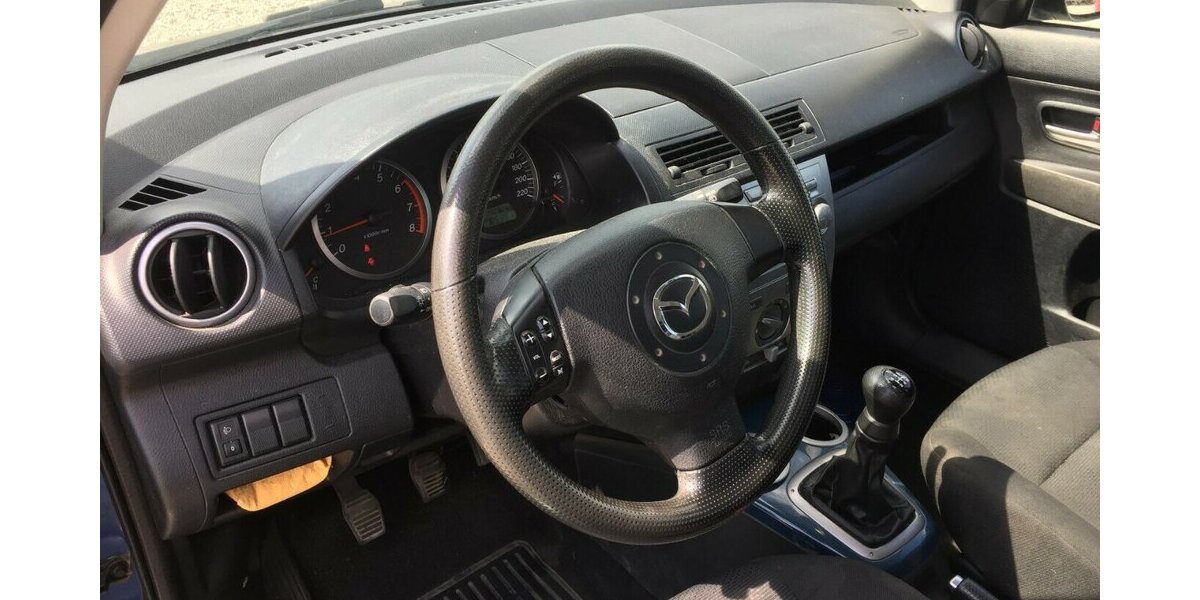 Mazda 2 1.4 Active,Alu,el.Fh., Tüv 11/27! 190.000 km 1.750 &euro; Himmelkron 95502