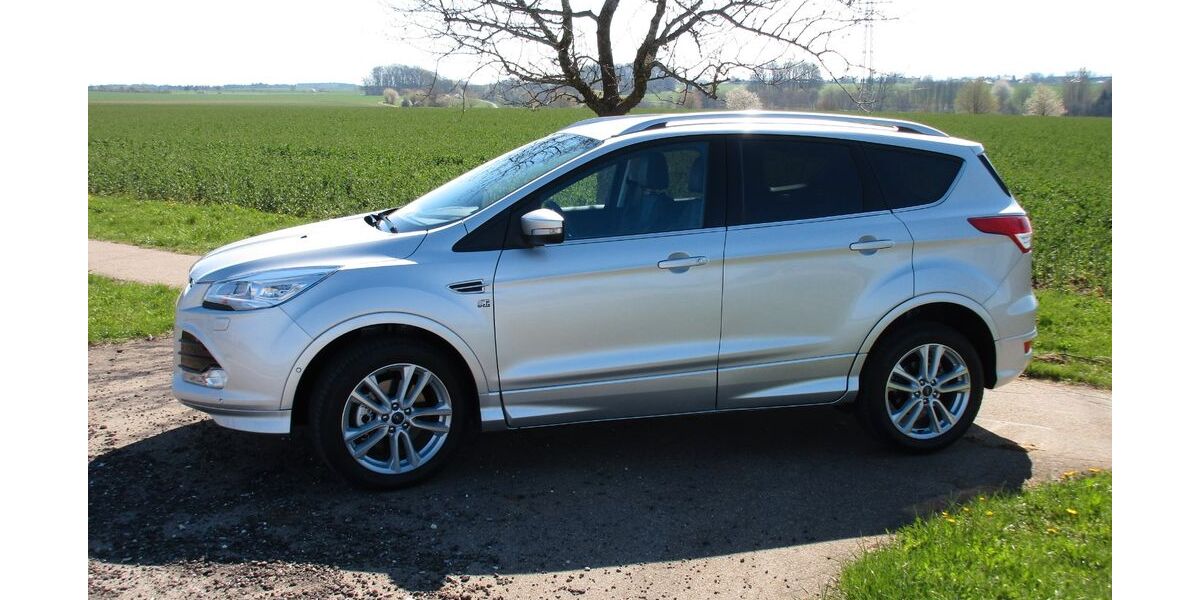 Ford Kuga 75.500 km 18.500 &euro; Adelmannsfelden 73486