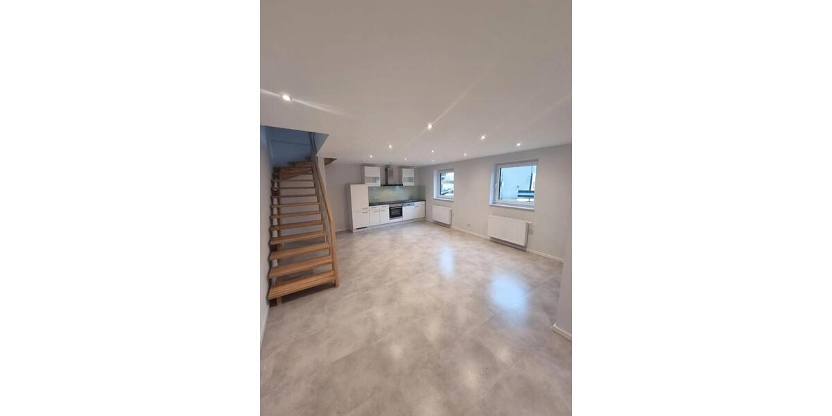 Einfamilienhaus Trier West-Pallien - 2 Zimmer, 74 m&sup2;, 990&euro; | Angebot:26053263