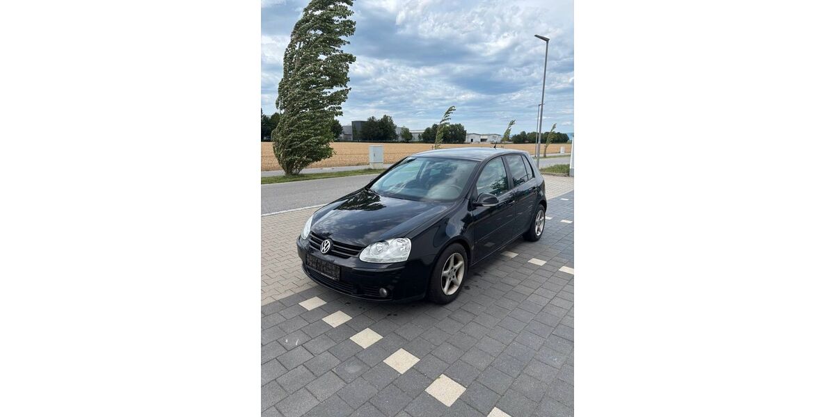 VW Golf 157.382 km 3.499 &euro; Aiterhofen 94330